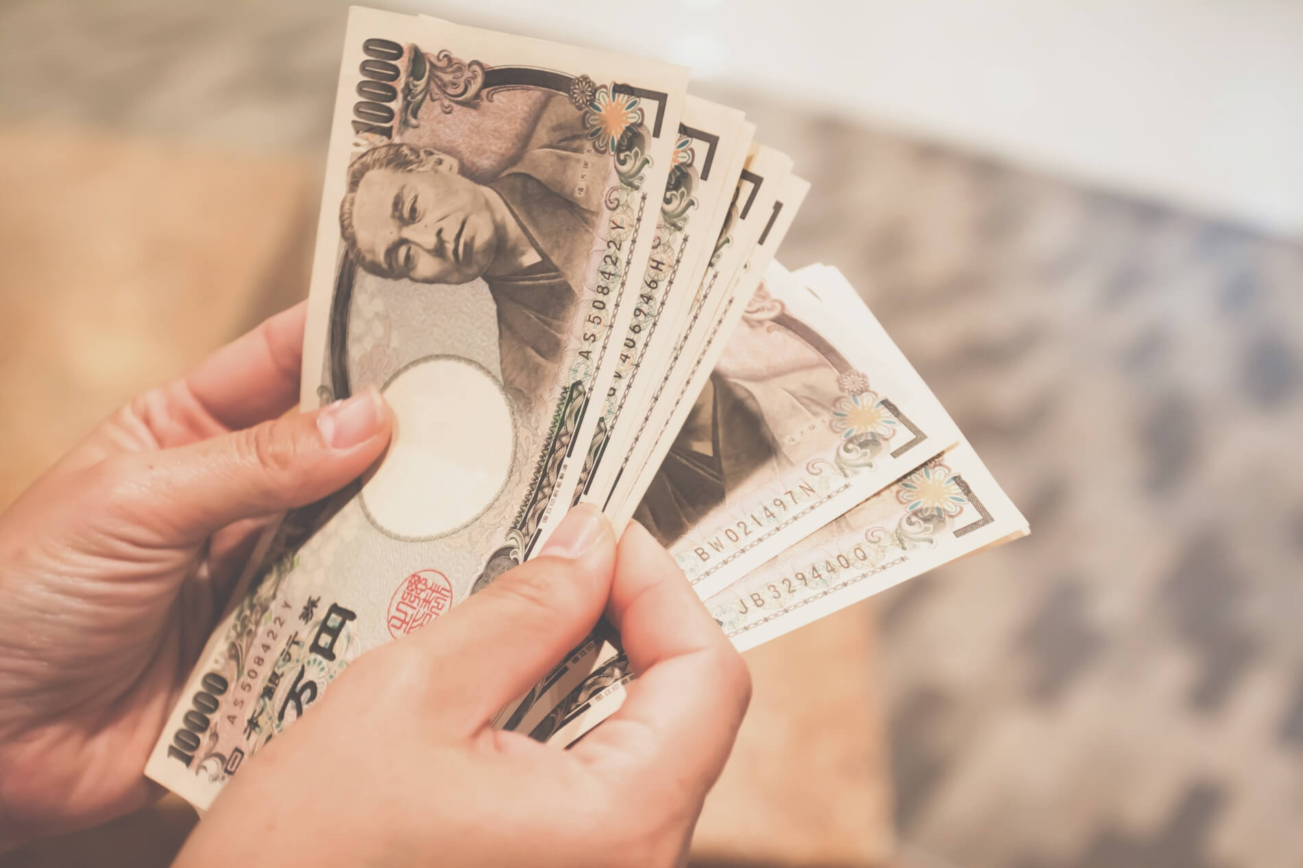 JPY